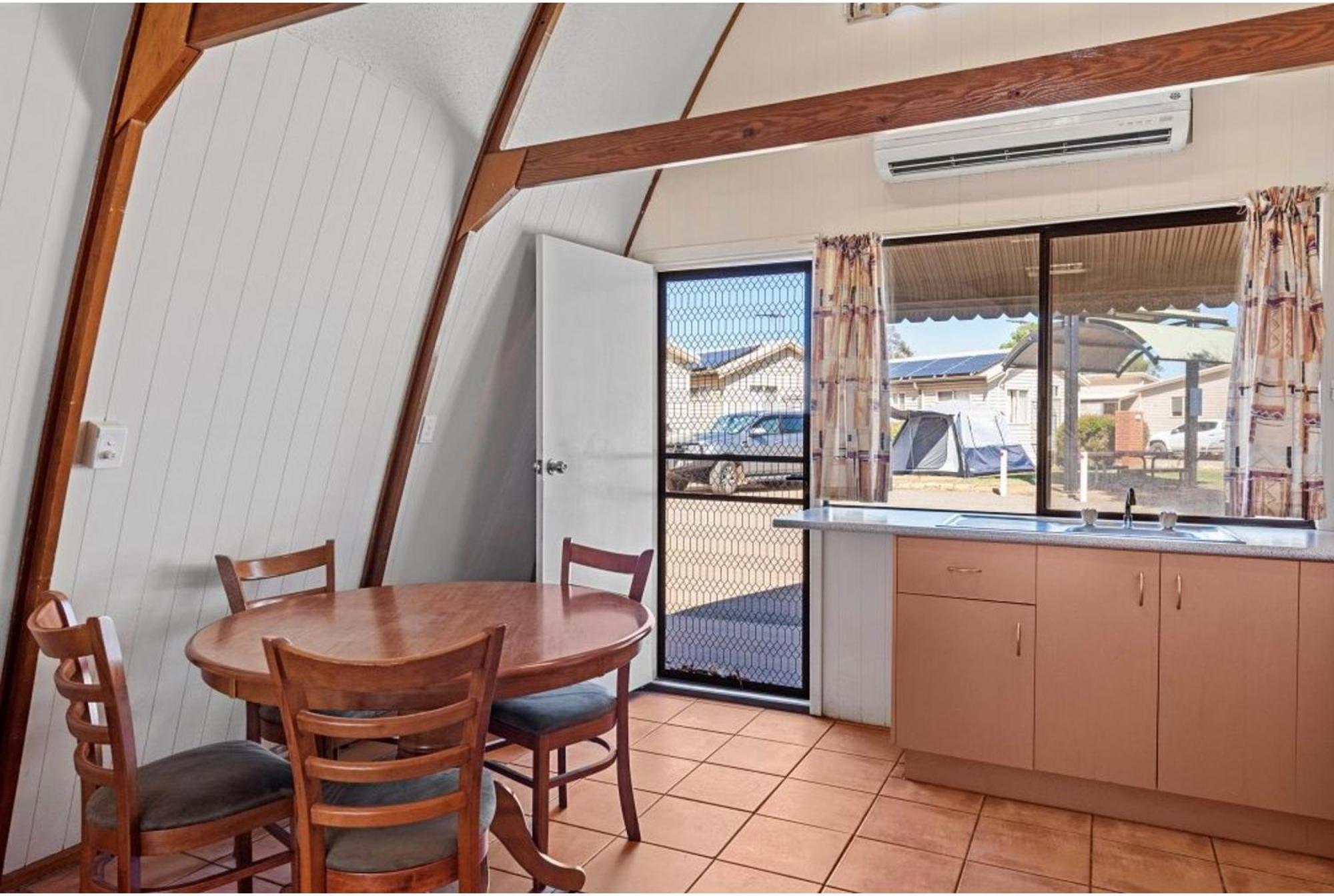 Discovery Parks - Kalgoorlie Goldfields Room photo