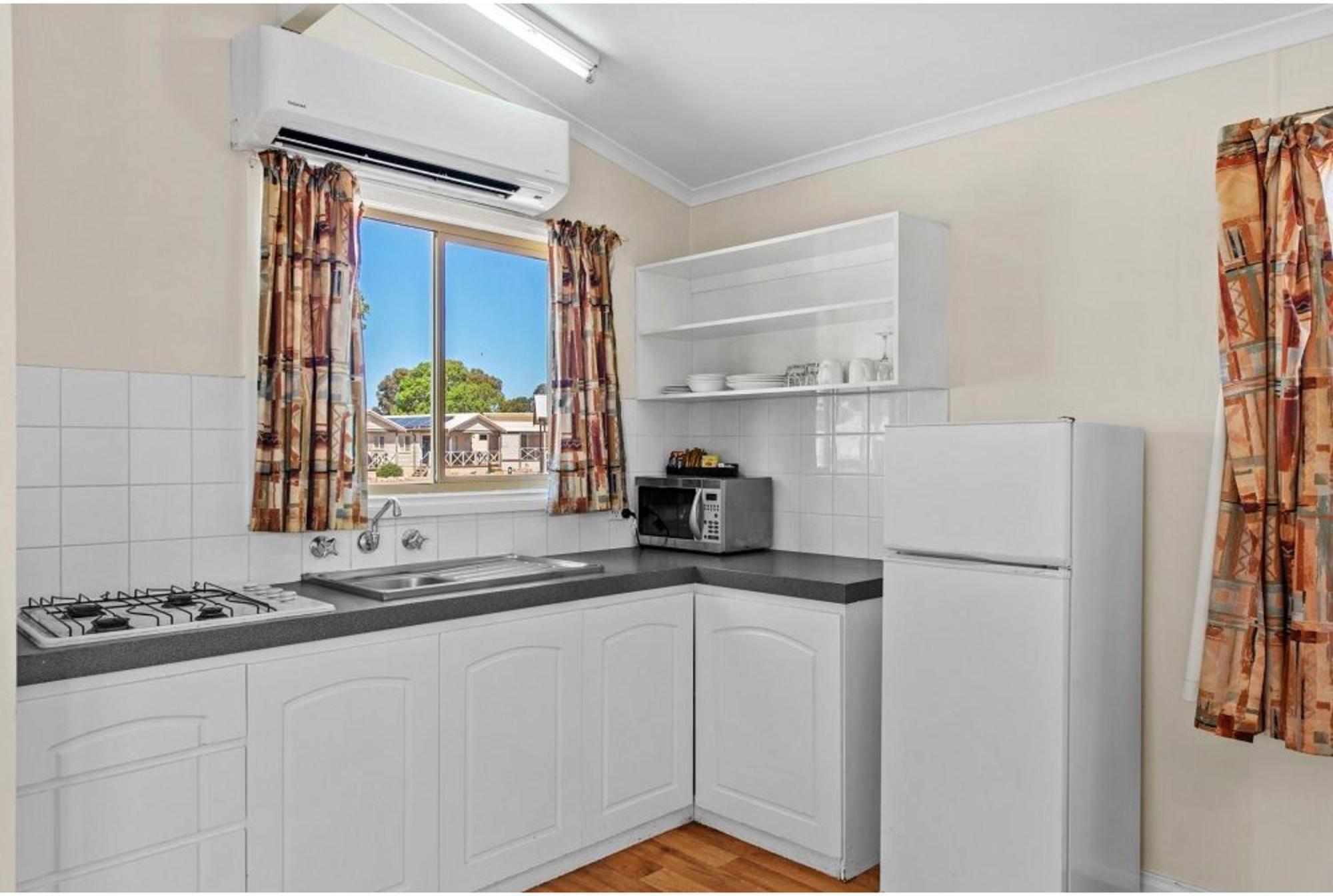 Discovery Parks - Kalgoorlie Goldfields Room photo